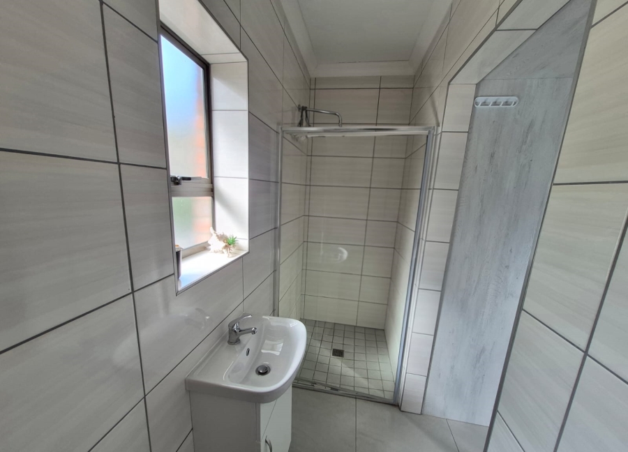 7 Bedroom Property for Sale in Dana Bay Western Cape